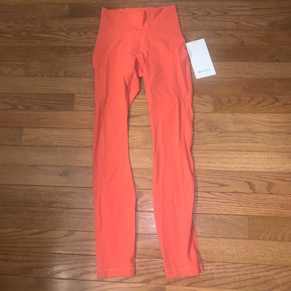 Lulu Lemon Coral Leggings size 2 NWT